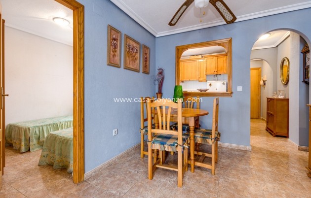 Resale - Apartment / flat - Torrevieja - Costa Blanca