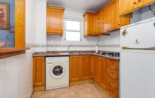 Resale - Apartment / flat - Torrevieja - Costa Blanca