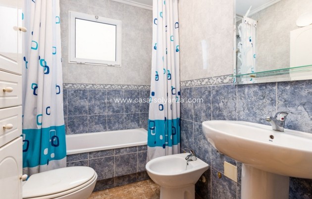 Resale - Apartment / flat - Torrevieja - Costa Blanca
