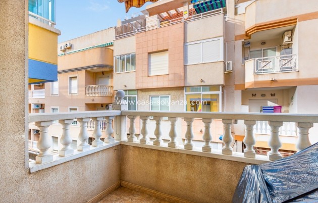Resale - Apartment / flat - Torrevieja - Costa Blanca