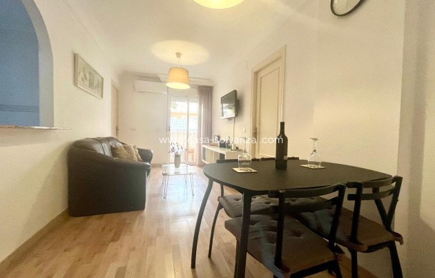 Resale - Apartment / flat - Torrevieja - Acequion