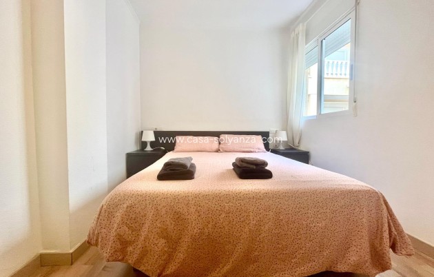 Resale - Apartment / flat - Torrevieja - Acequion