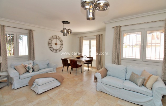 Resale - Villa - Cabo Roig