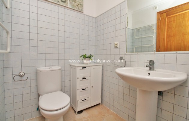Resale - Villa - Cabo Roig