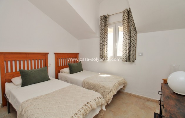 Resale - Villa - Cabo Roig