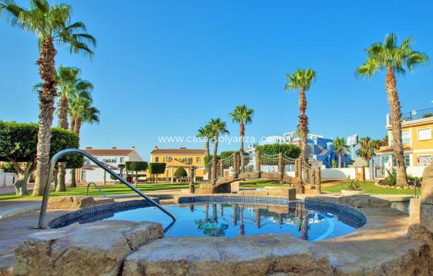 Resale - Villa - Cabo Roig