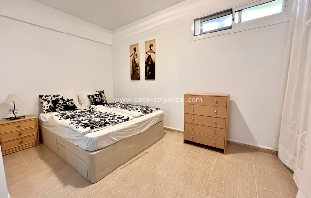 Resale - Townhouse - Avileses