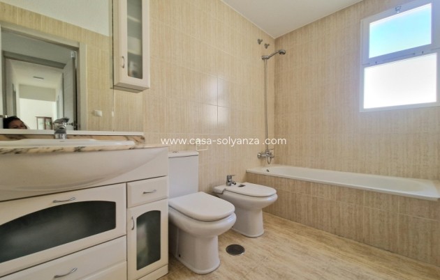 Resale - Villa - La Nucía - Costa Blanca