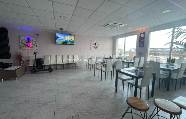 Resale - Commercial - Torrevieja - Costa Blanca
