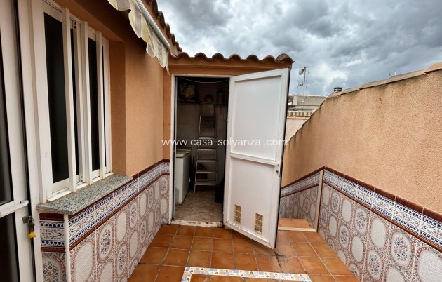 Reventa - Apartamento / piso - Los Alcázares