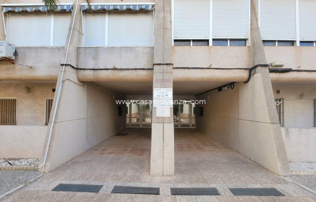 Resale - Apartment / flat - Torrevieja - Aguas nuevas