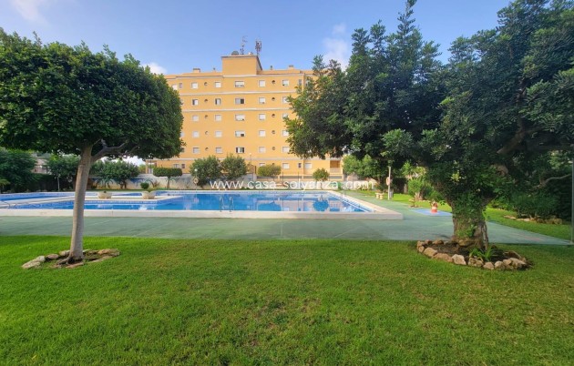 Resale - Apartment / flat - Torrevieja - Aguas nuevas