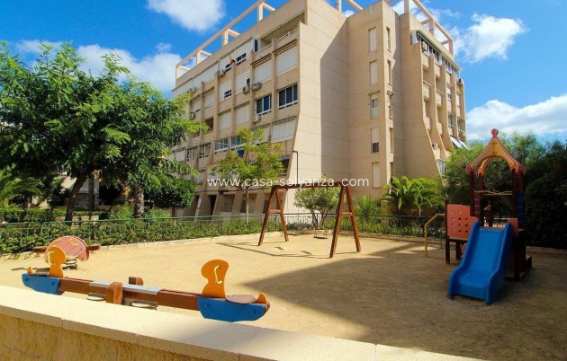 Resale - Apartment / flat - Torrevieja - Aguas nuevas