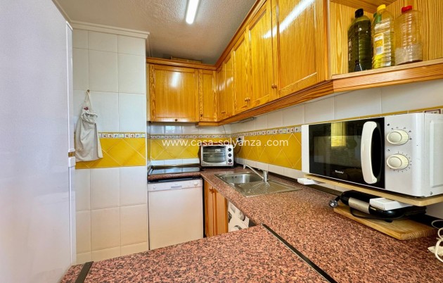 Resale - Apartment / flat - Torrevieja - Center