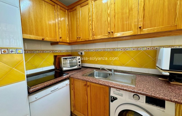 Resale - Apartment / flat - Torrevieja - Center