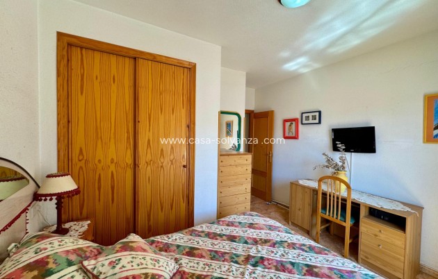 Resale - Apartment / flat - Torrevieja - Center