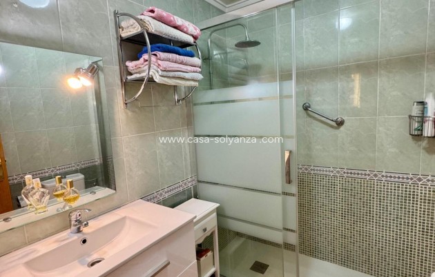 Resale - Apartment / flat - Torrevieja - Center
