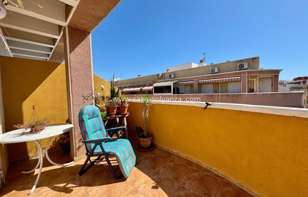 Resale - Apartment / flat - Torrevieja - Center