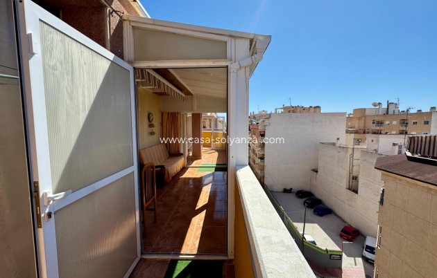 Resale - Apartment / flat - Torrevieja - Center
