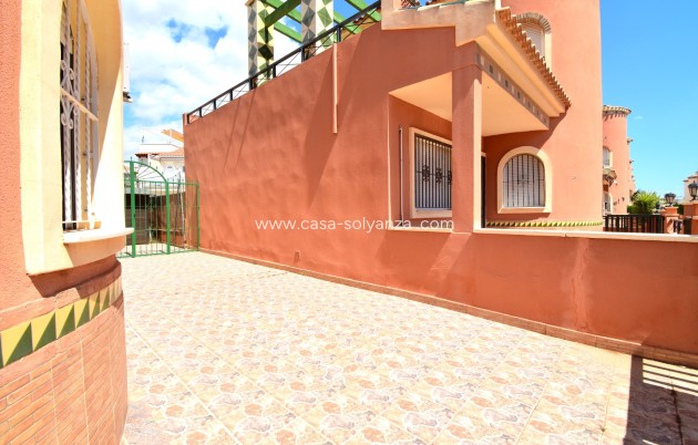 Resale - Villa - Orihuela Costa - Playa Flamenca