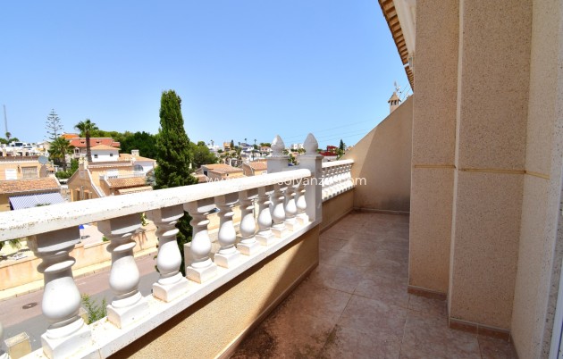 Resale - Villa - San Miguel de Salinas - Blue Lagoon