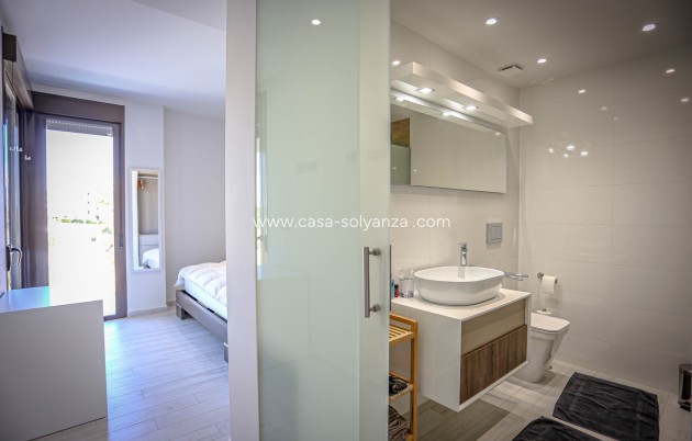 Resale - Apartment / flat - Orihuela Costa - Costa Blanca
