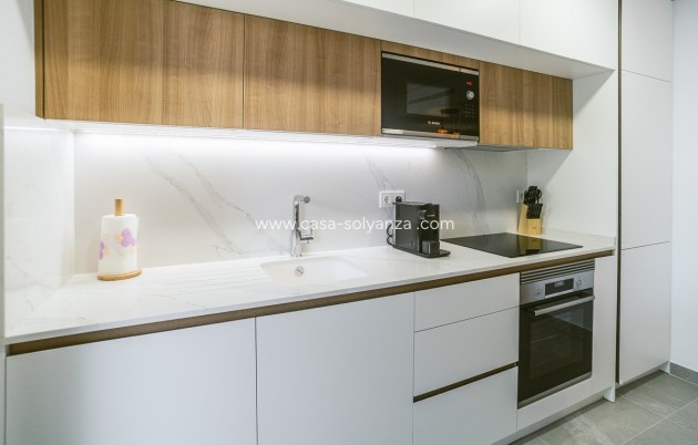 Resale - Apartment / flat - Torrevieja - Costa Blanca