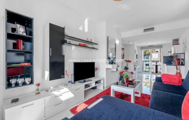 Resale - Apartment / flat - Torrevieja - Punta Prima