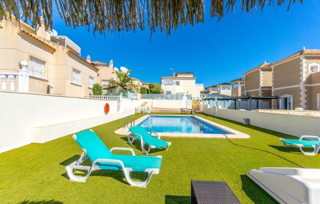 Reventa - Adosado - San Miguel de Salinas - El Galán