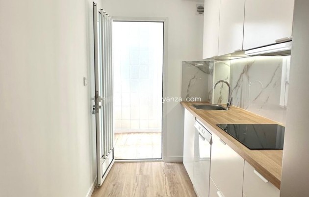 Resale - Apartment / flat - Orihuela - Los Balcones Y Los Altos