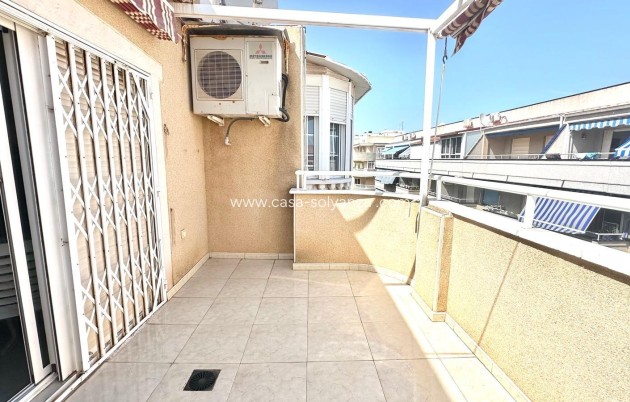 Resale - Apartment / flat - Torrevieja - Center