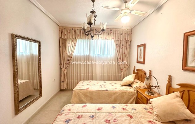 Resale - Apartment / flat - Torrevieja - Center