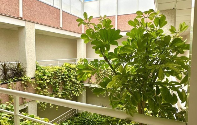 Resale - Apartment / flat - Torrevieja - Center