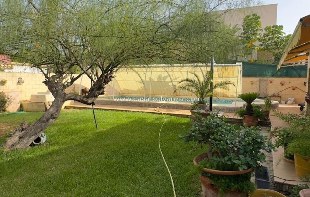 Resale - Villa - Orihuela Costa - Punta Prima