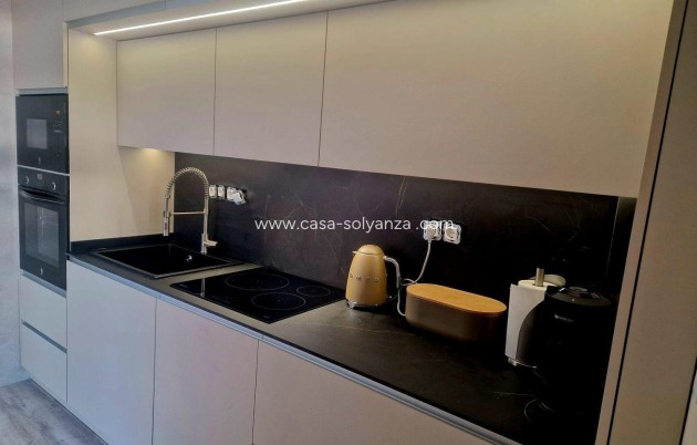 Resale - Apartment / flat - Torrevieja - Los Balcones