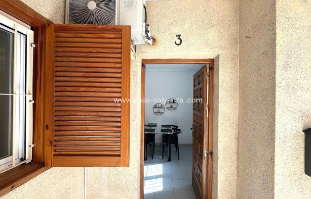 Resale - Apartment / flat - Torrevieja - Acequion