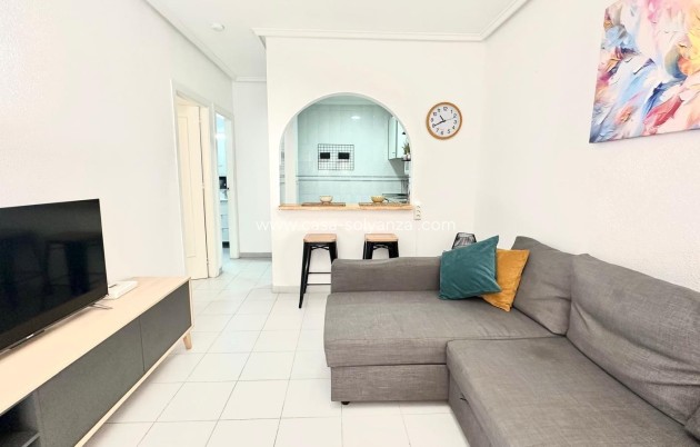 Resale - Apartment / flat - Torrevieja - Acequion