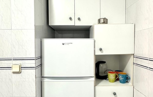 Resale - Apartment / flat - Torrevieja - Acequion