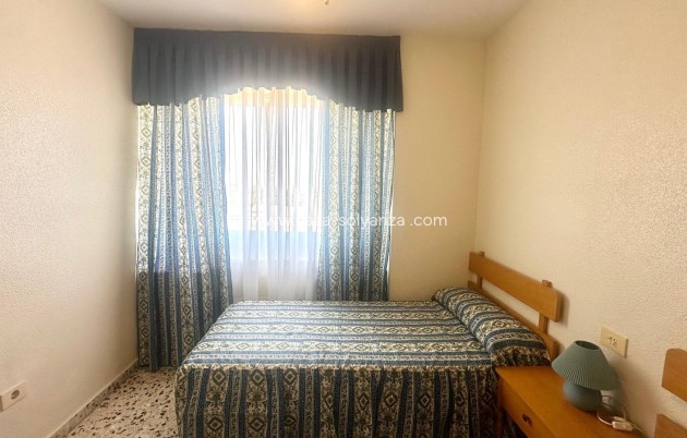 Resale - Apartment / flat - Torrevieja - Punta Prima