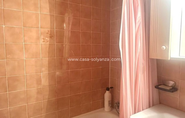Resale - Apartment / flat - Torrevieja - Punta Prima