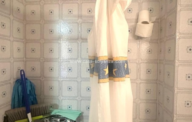 Resale - Apartment / flat - Torrevieja - Punta Prima