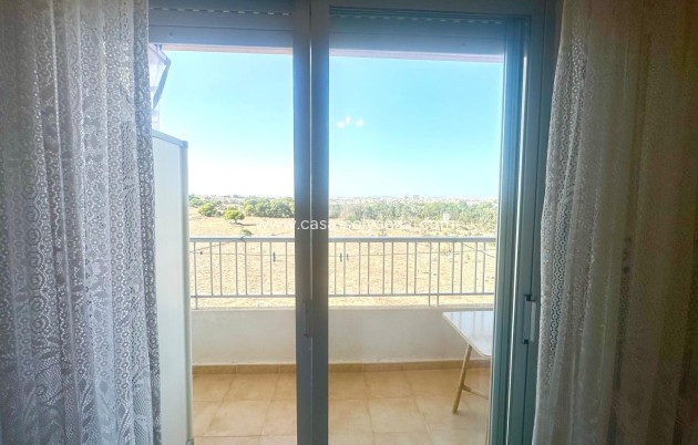 Resale - Apartment / flat - Torrevieja - Punta Prima
