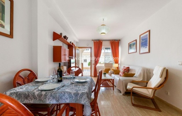 Resale - Apartment / flat - Orihuela Costa - Campoamor