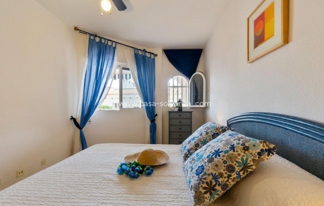 Resale - Apartment / flat - Orihuela Costa - Campoamor