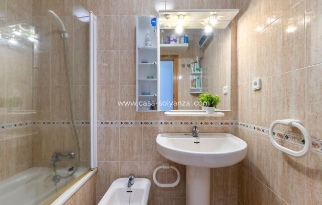 Resale - Apartment / flat - Orihuela Costa - Campoamor