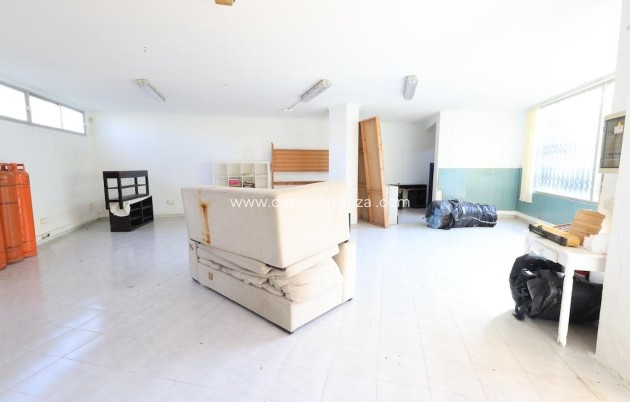 Resale - Commercial - Orihuela Costa - La Zenia