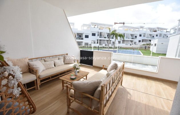 Resale - Apartment / flat - Torrevieja - Los Balcones