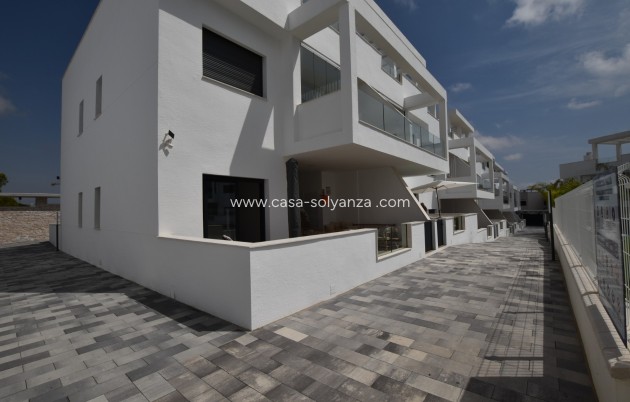 Resale - Apartment / flat - Torrevieja - Los Balcones