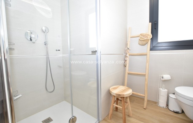 Resale - Apartment / flat - Torrevieja - Costa Blanca