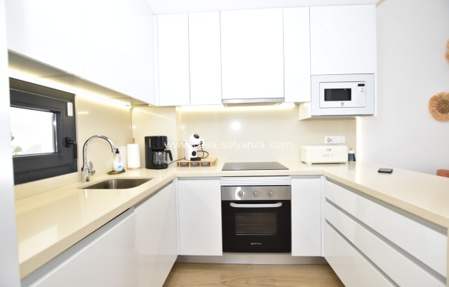 Resale - Apartment / flat - Torrevieja - Costa Blanca
